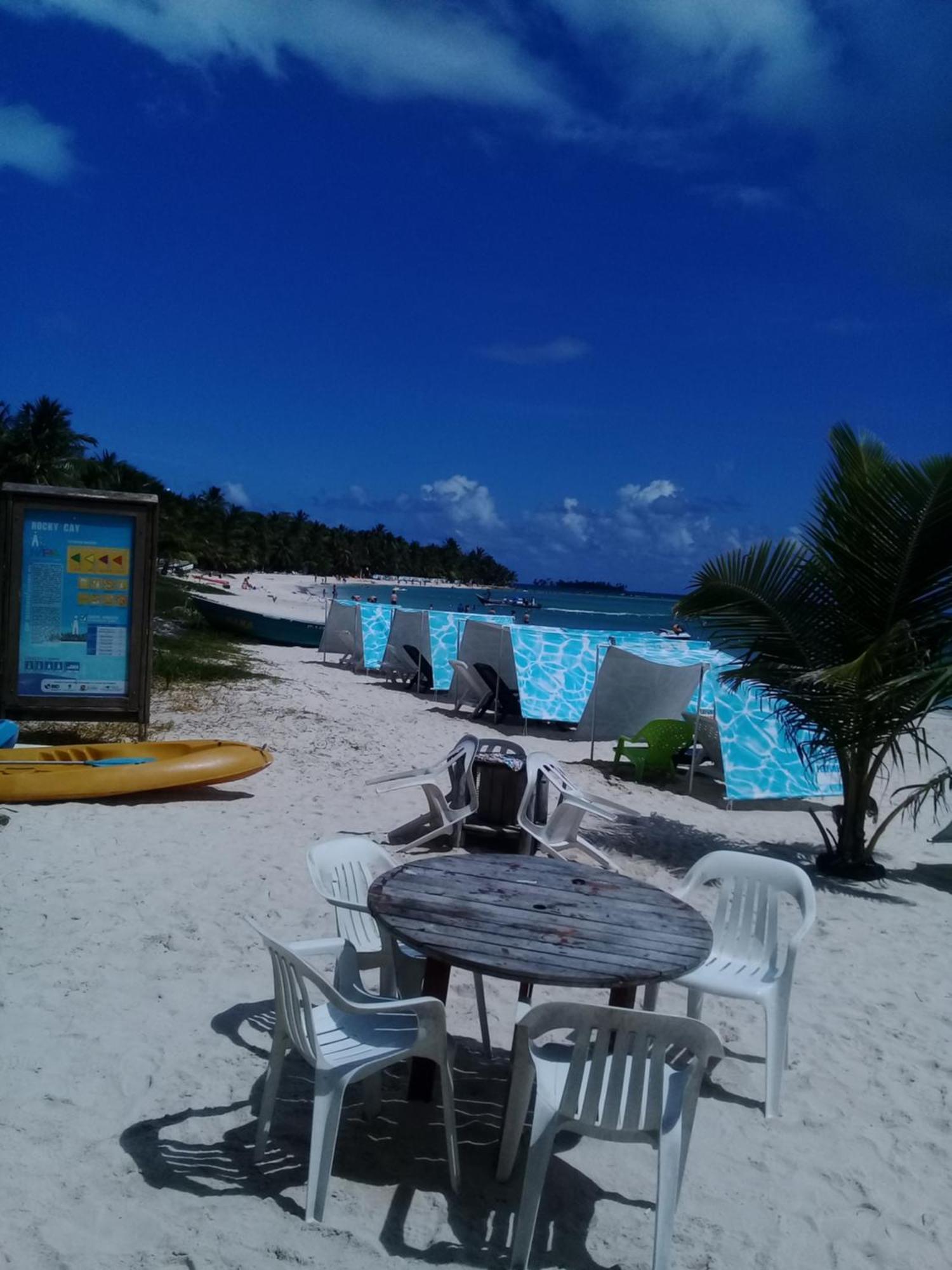 Victoria'S Gennie Bay Village Hostal San Andrés Dış mekan fotoğraf