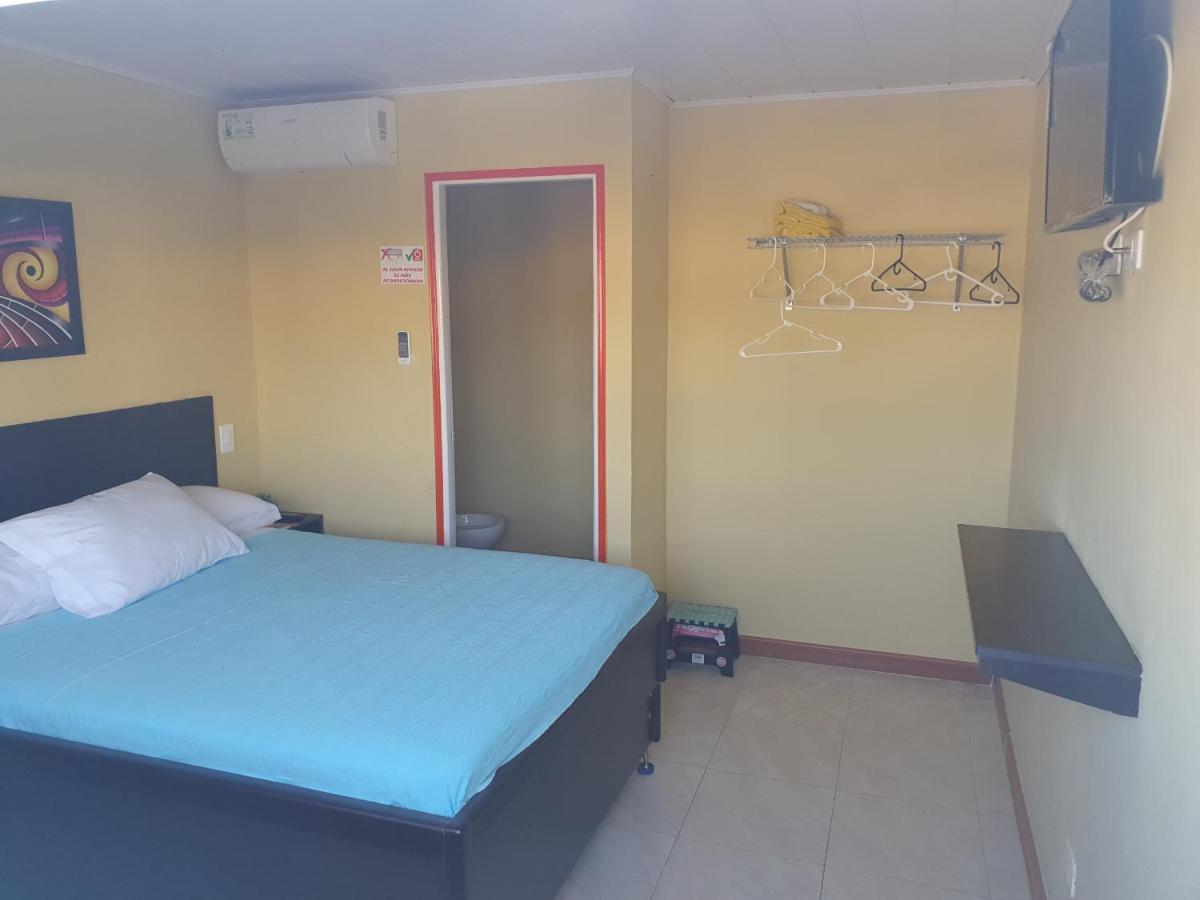 Victoria'S Gennie Bay Village Hostal San Andrés Dış mekan fotoğraf