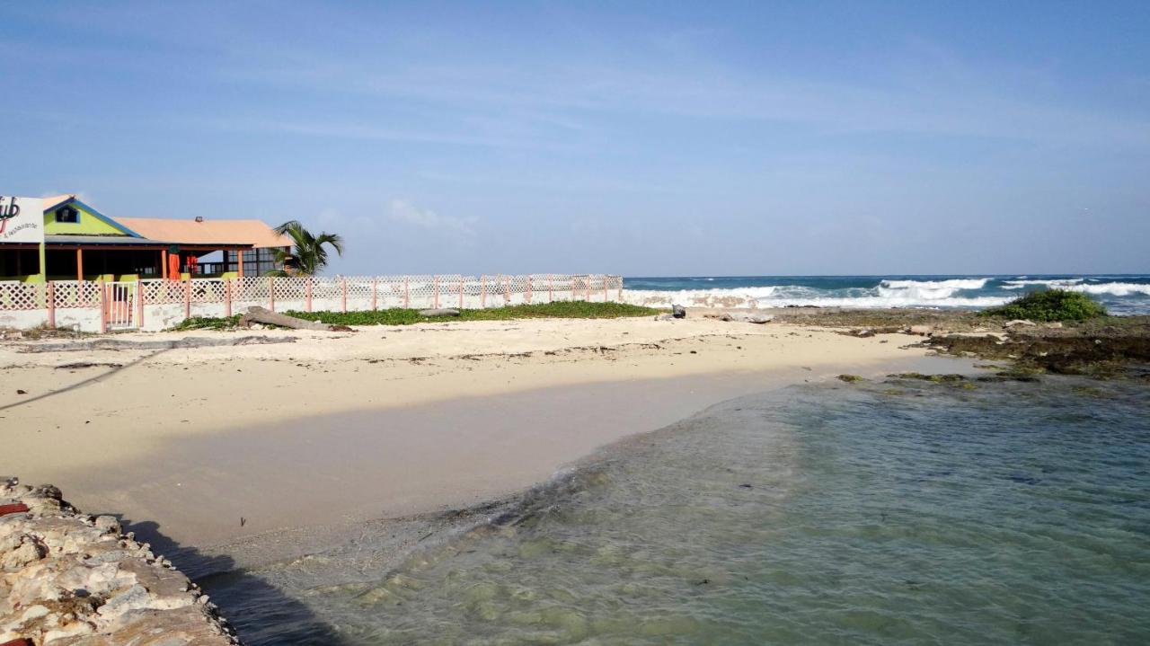Victoria'S Gennie Bay Village Hostal San Andrés Dış mekan fotoğraf